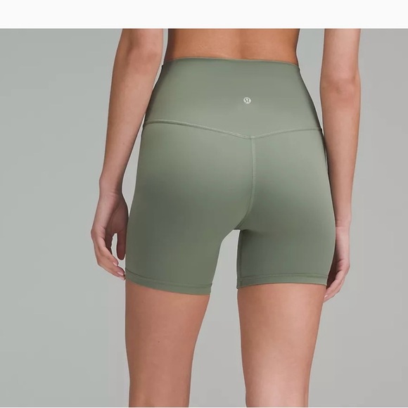 Lululemon align gray eucalyptus size 2 shorts - Picture 4 of 5